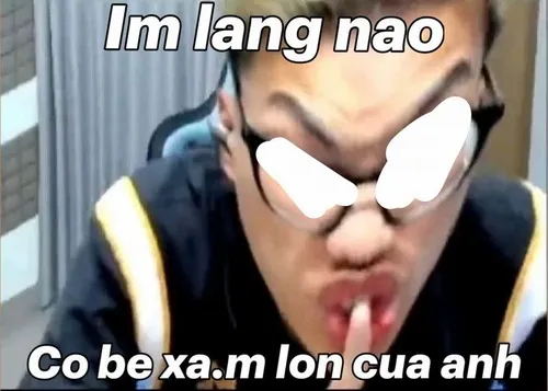 Ảnh chế meme im lặng đi cô bé