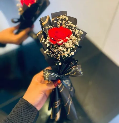 Ảnh vui tặng bó hoa mix bánh kẹo cực sáng tạo và đáng yêu