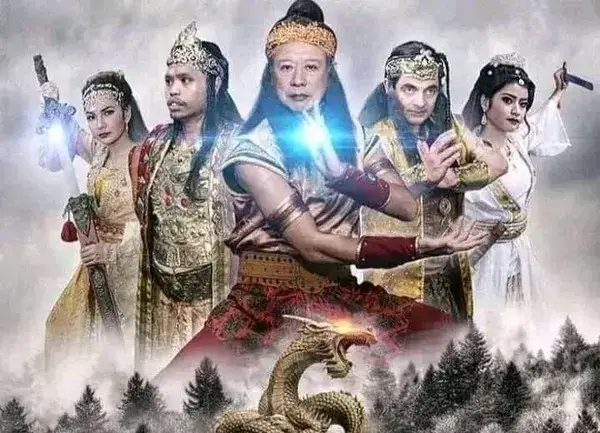 Meme hài Tokuda nét mặt mỉa mai khiến caption troll thêm hoàn hảo.