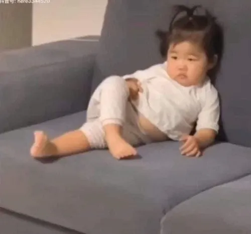 Ảnh troll mệt đầu vì thi cử và thiếu ngủ