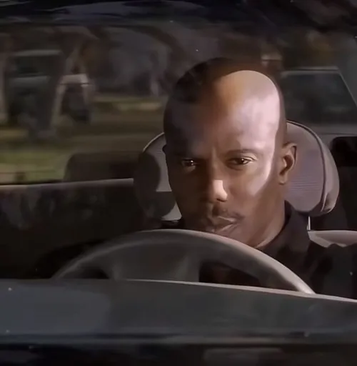 Ảnh meme James Doakes nghi ngờ ánh mắt ngờ hoặc