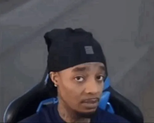 Bộ meme nghi ngờ cực chất: chỉ liếc nhẹ mà ai cũng hiểu ý