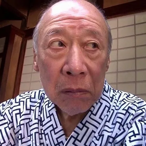 Bộ meme Tokuda gợi cảm xúc vừa hài vừa khó nói của dân mạng Việt