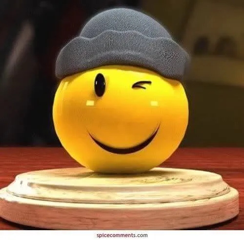 Emoji like đội mũ nhỏ đáng yêu