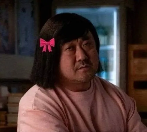 Vừa ngu vừa nghệ thuật – đúng phong cách meme Việt.