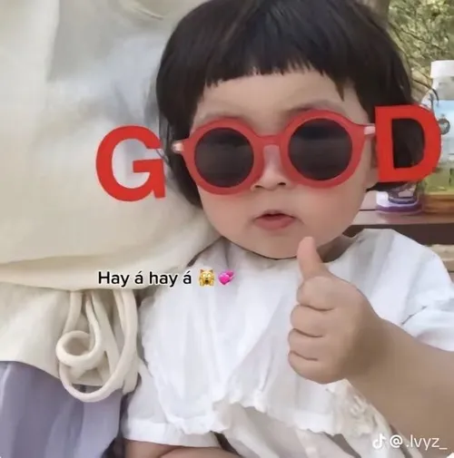 Hình chế khen chân thành pha chút hài duyên dáng