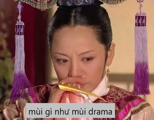 Ảnh chế dân hóng biến pha trà sữa ngồi xem