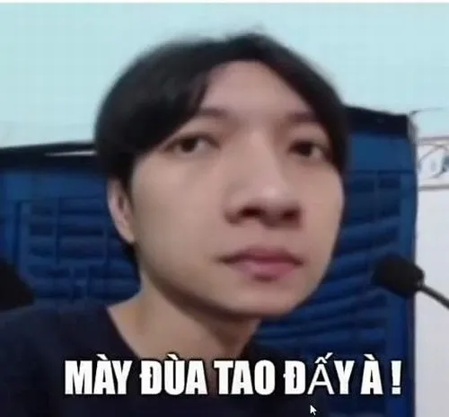 Ảnh chế coi chừng nhé lan khắp story TikTok và Messenger