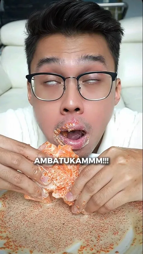 Ảnh vui deadline tới ăn ba tô cơm, biểu cảm làm khán giả cười.