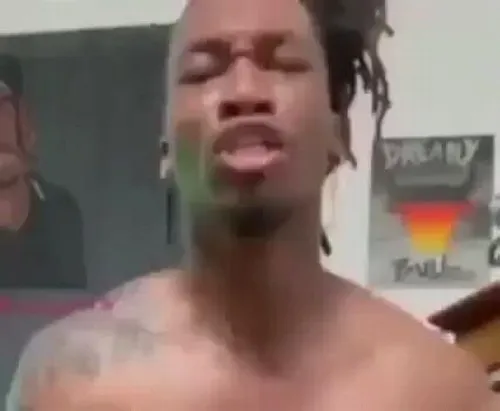 Meme chế gen Z dùng câu vietsub như công cụ troll nhẹ.