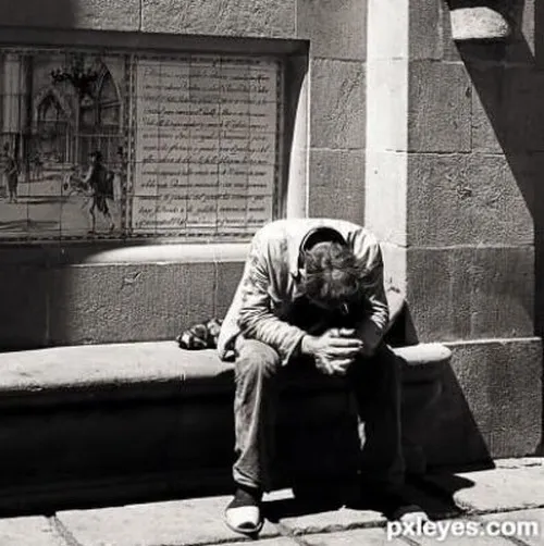 Mặt đơ, tay chống trán: biểu tượng của meme bất lực