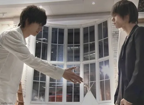 32 Meme hài cảnh bắt tay trong sự bất lực