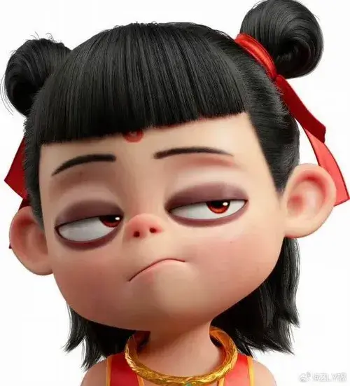 Ảnh chế khuôn mặt khinh thường qua môi cong nhẹ đầy nghệ thuật