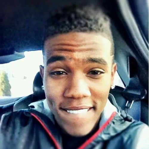 Ảnh vui liếm môi gợi cảm pha chút ngại ngùng duyên dáng