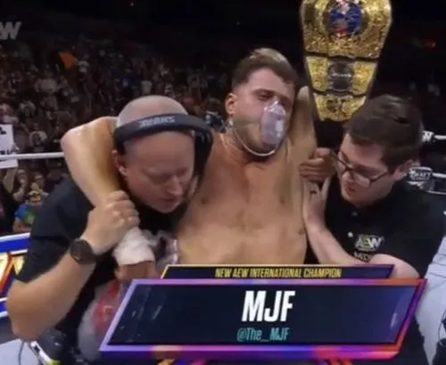 Khi công việc quá tải, meme thở oxy trở thành biểu tượng sống