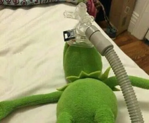 Hình troll bình oxy thể hiện tình cảnh ngộp thở của dân văn phòng