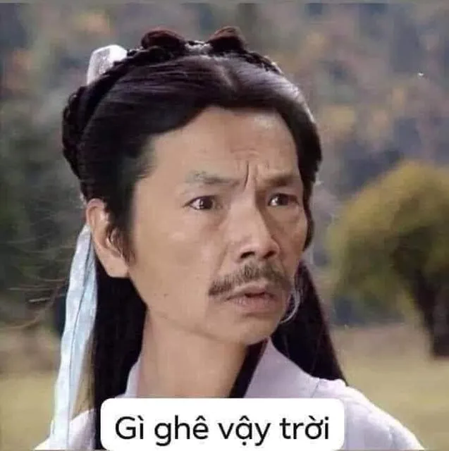 Meme hỏi chấm thể hiện cú sốc nhẹ nhưng cực duyên dáng