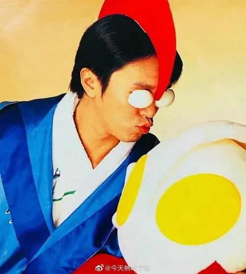 Ảnh vui nét mặt Vua Ăn Mày khi đời trêu ngươi.