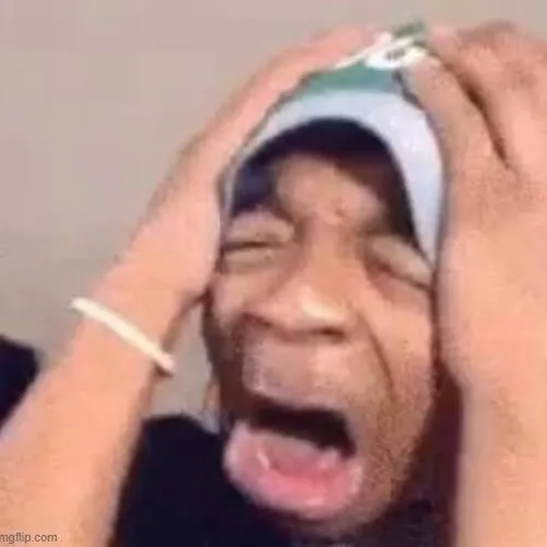 Ảnh chế giật mình làm nổi bật đôi mắt giãn nở đầy kinh ngạc