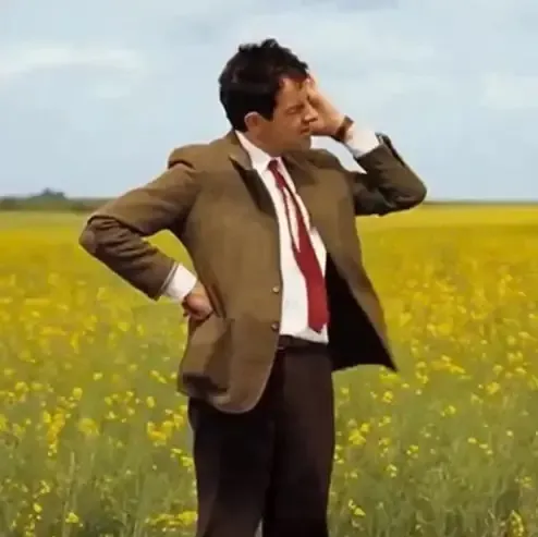 Meme chế chống nạnh biểu cảm “chị đại” chuẩn trend mạng