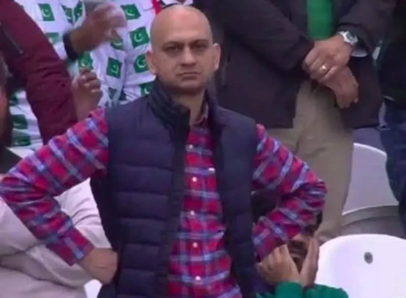 40 ảnh Meme Chống Nạnh hài thể hiện sự bực bội khó chịu hoặc giận dữ bất lực