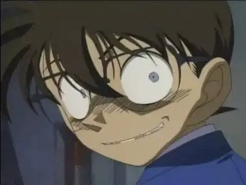 Ảnh troll Conan nheo mắt nghi ngờ lời nói Kogorō