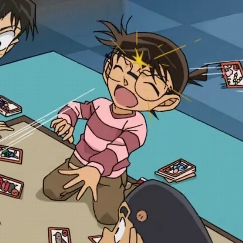 Hình meme hài Conan nắm chặt tay thể hiện quyết tâm