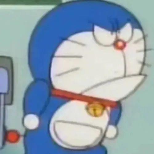 Ảnh hài Doraemon đỏ mặt xấu hổ khi bị Shizuka phát hiện ăn vụng