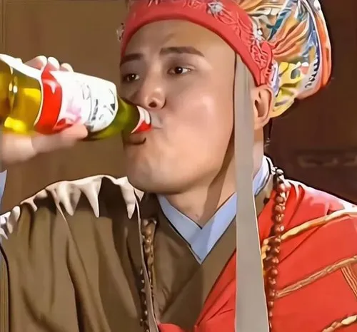 Ảnh vui Đường Tăng dạy đạo lý cho đồng nghiệp đang cáu