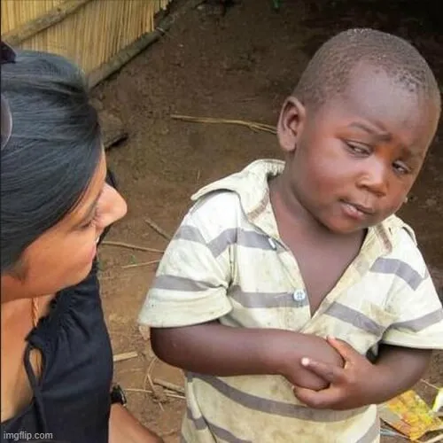 Meme em bé da đen liếc mắt nghi ngờ