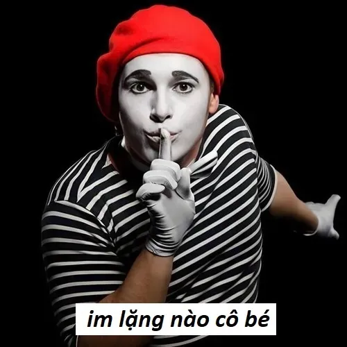 23 Meme chế cô bé của anh im lặng cực dễ thương