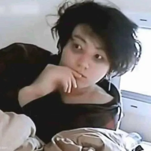 Ảnh vui đôi mắt lờ đờ như gấu trúc cười mà mệt