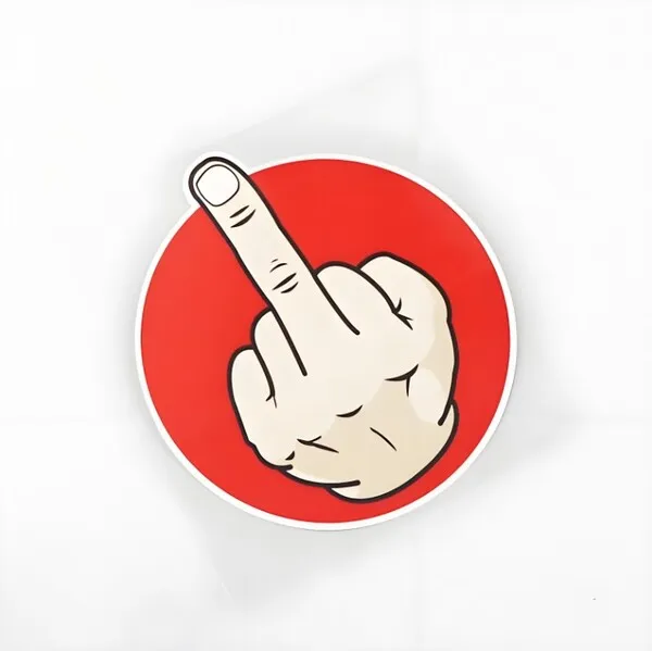 Meme ngón giữa kèm caption “rồi sao nữa?”