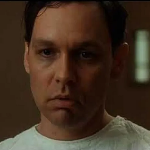 Meme chế ánh mắt nghi ngờ khiến ai cũng bật cười