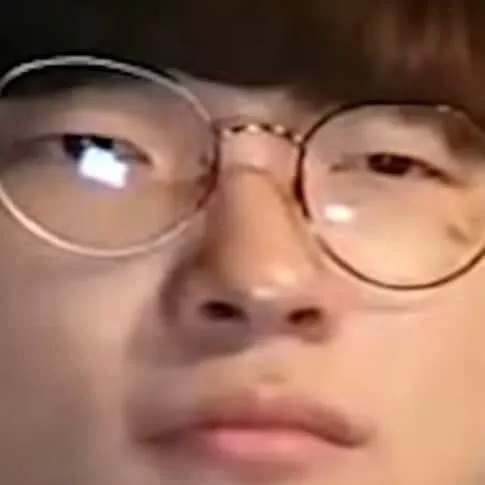 Cách dân mạng dùng meme nghi ngờ để “đỡ phải tranh cãi”