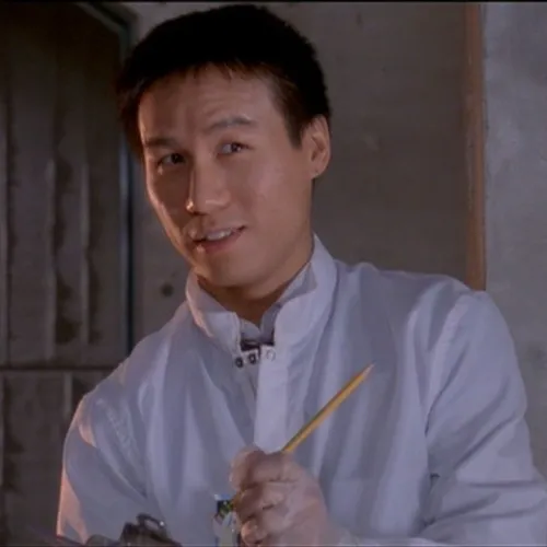 Meme chế cái liếc tinh tế thể hiện thái độ nghi hoặc