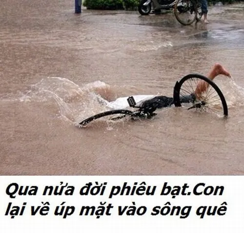 Ảnh hài bạn thân bị quê mà vẫn tươi cười