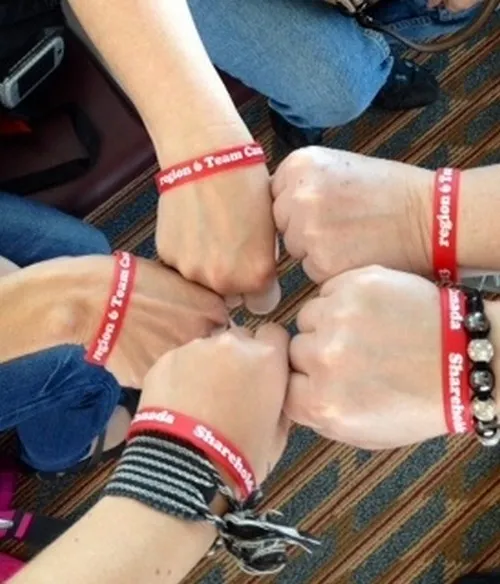 Ảnh chế ánh mắt rực lửa khiến ai xem cũng thấy động lực