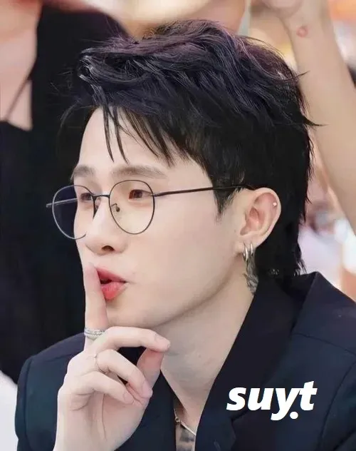 Ảnh chế suỵt kiểu idol Kpop nhìn là muốn cười.