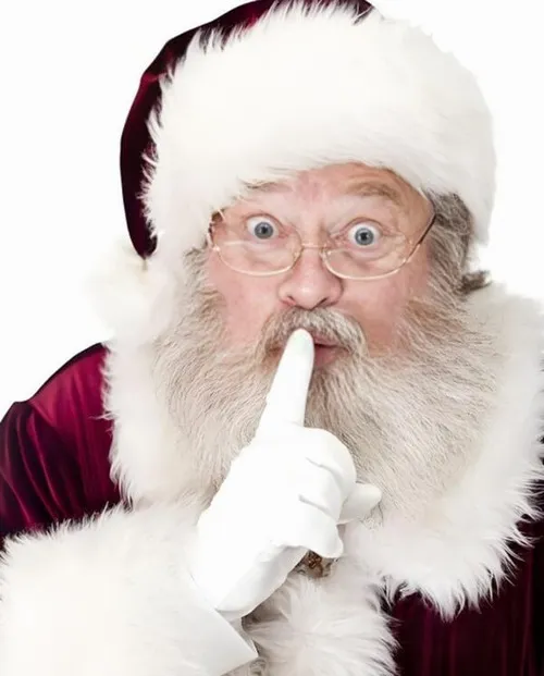 Meme hài giữ mồm giữ miệng trong nhóm bạn thân.