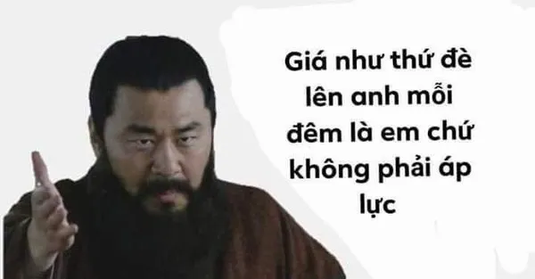 Hình troll ánh sáng mờ chiếu lên khuôn mặt Tào Tháo.