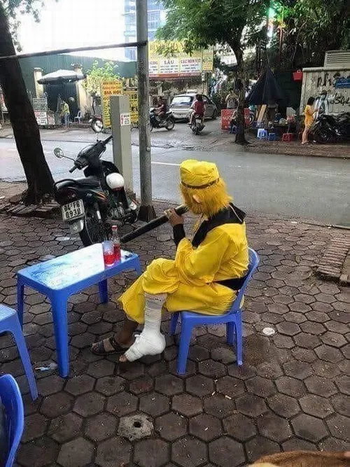 Meme vui Ngộ Không khoanh tay ngán ngẩm thế gian.