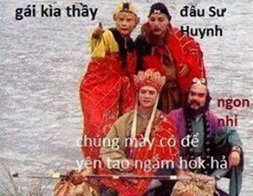 Ảnh chế Hồng Hài Nhi dỗi nhẹ cực dễ thương.