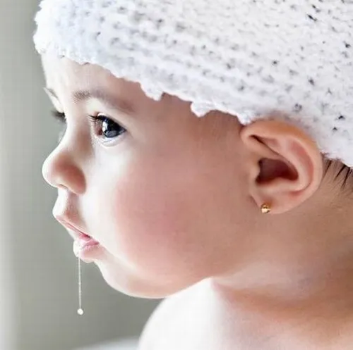 12 Meme em bé thèm chảy nước miếng thể hiện cảm xúc thèm ăn