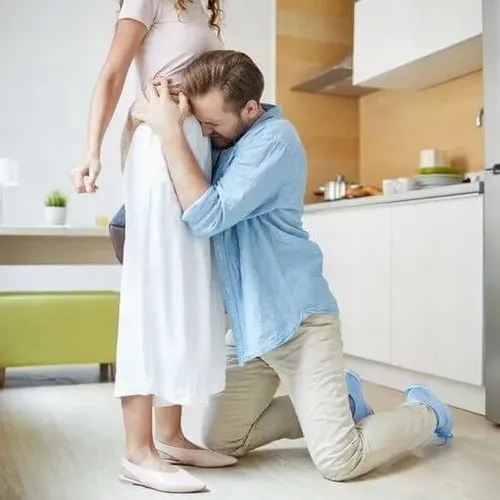 40 Ảnh vui khuôn mặt rưng rưng thể hiện mong muốn làm hòa.