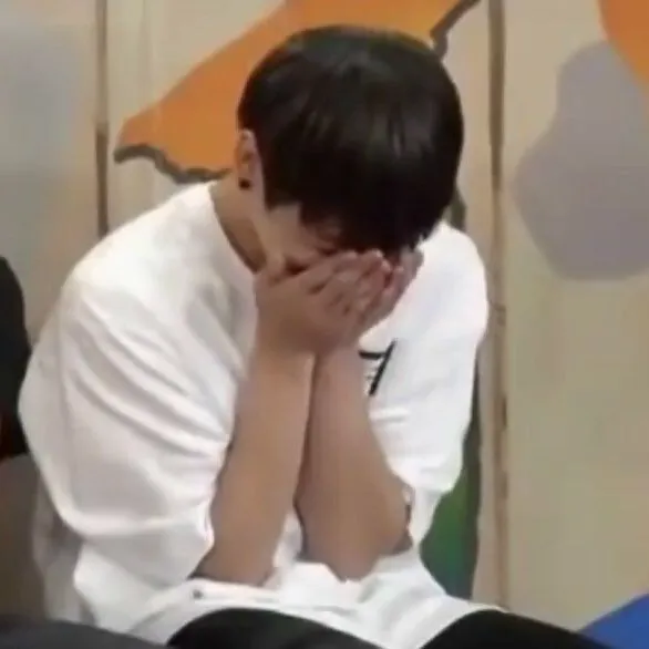 Ảnh vui ngại ngùng khi bị gán ghép với crush trong lớp