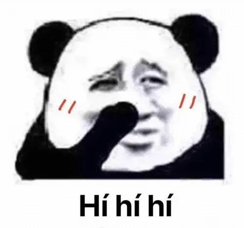 Meme gấu trúc cười với miệng cong tinh tế tạo cảm giác dễ chịu.